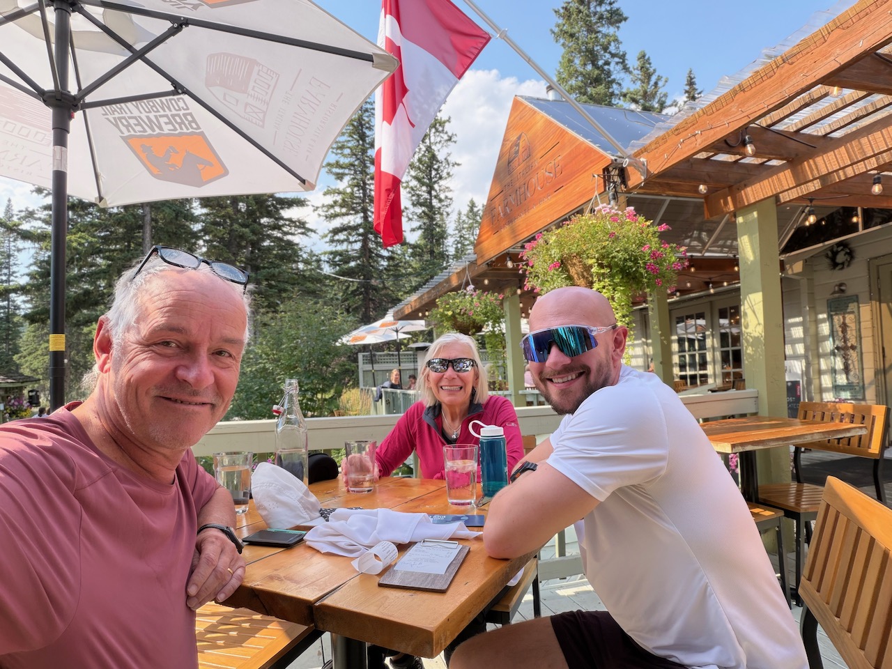 PlanetSKI is Back in Canada!